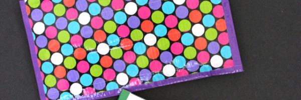 Quick-and-Easy-No-Sew-Duck-Tape-Zipper-Pouches
