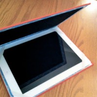 Upcycled ipad cover - Decorella