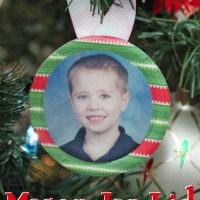 Mason Jar lid ornament