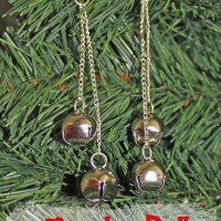 easy fast jingle bell earrings