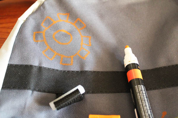 draw on backpack