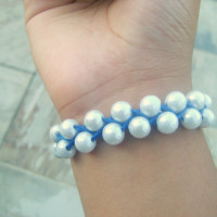Simple Pearl Bracelet - Cute DIYs