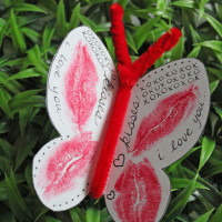 Butterfly kisses craft