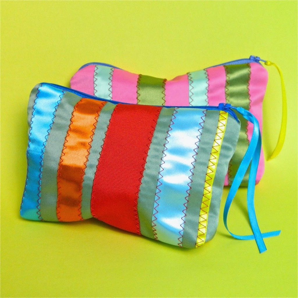 lined ribbon zipper bag