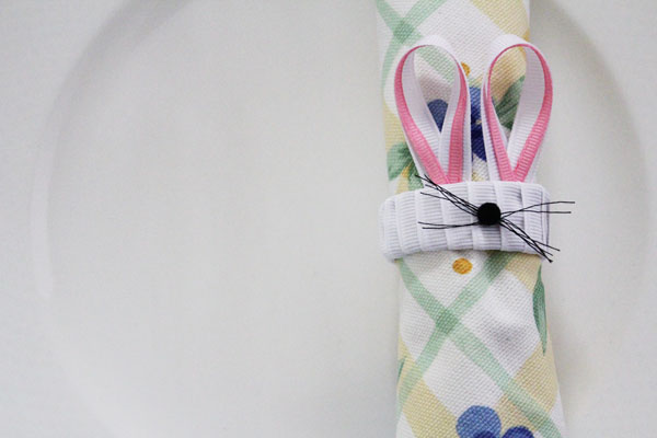 Ribbon Napkin ring by 30 Minute Crafts for The Ribbon Retreat