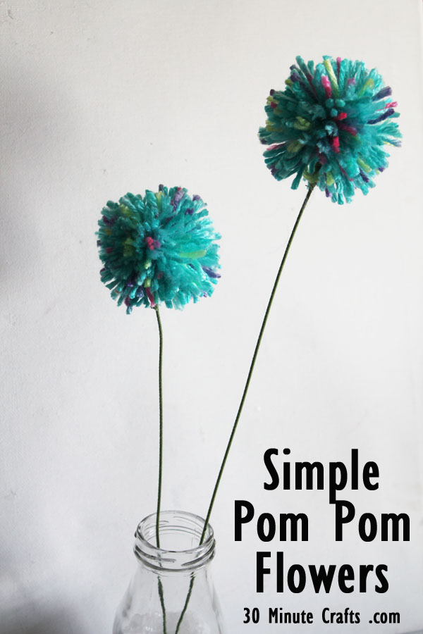 Simple Pom Pom Flower Tutorial