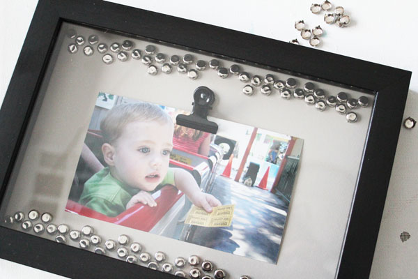 make your own studded photo frame