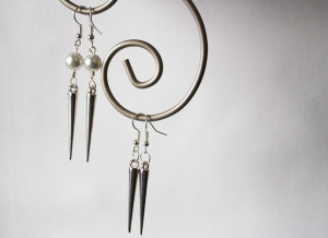 simple dangling stud earrings
