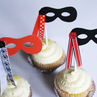 Simple Halloween Cupcake Toppers