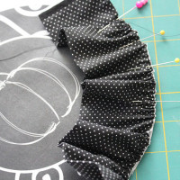 pin ruffle around circle