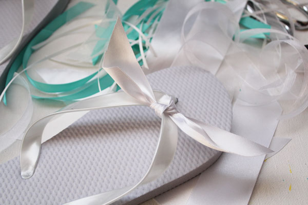 How-to DIY Your Own Wedding Flip Flop Dancing Shoes!