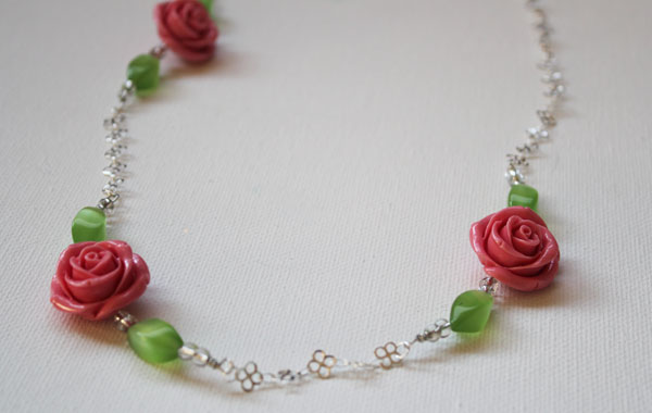 rose necklace