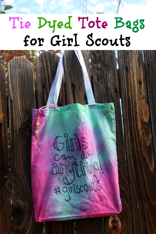 Tie-Dyed-Tote-Bags-for-Girl-Scouts