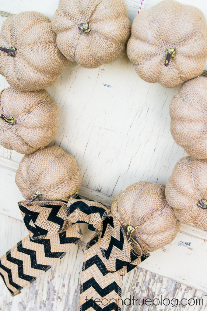 Easy-Burlap-Pumpkin-Wreath-11