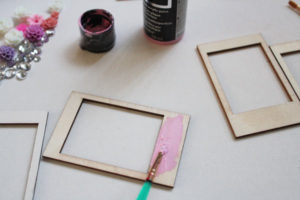 paint frames