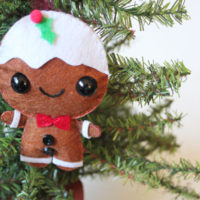 Hang up your adorable felt gingerbread man ornament