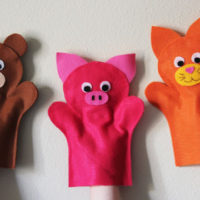 felt puppes are easy to make and fun to play with