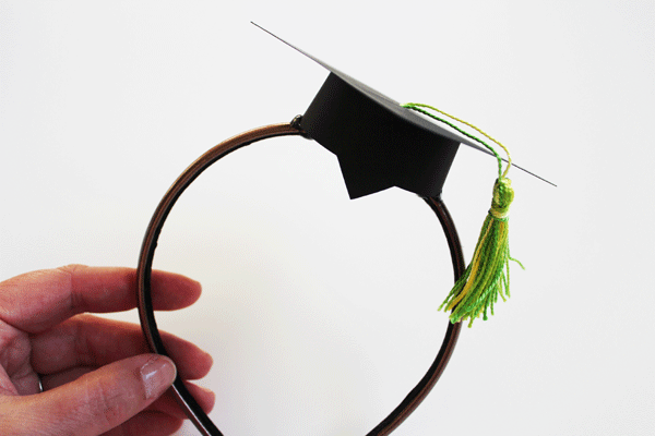 Finished mortarboard headband