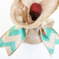 finished burlap wine bag